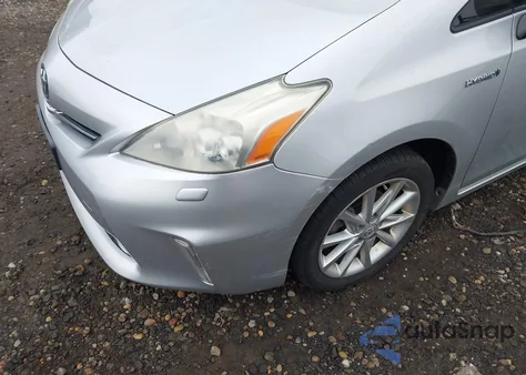 2014 Toyota Prius V Five z USA, uszkodzony, nr VIN JTDZN3EU6E3318801